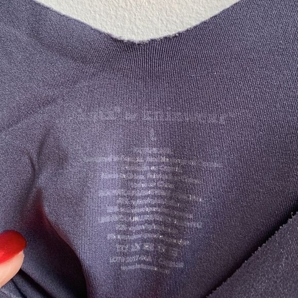 knix LuxeLift Tank Top Built-in Bra Grey SzL - Picture 7 of 7